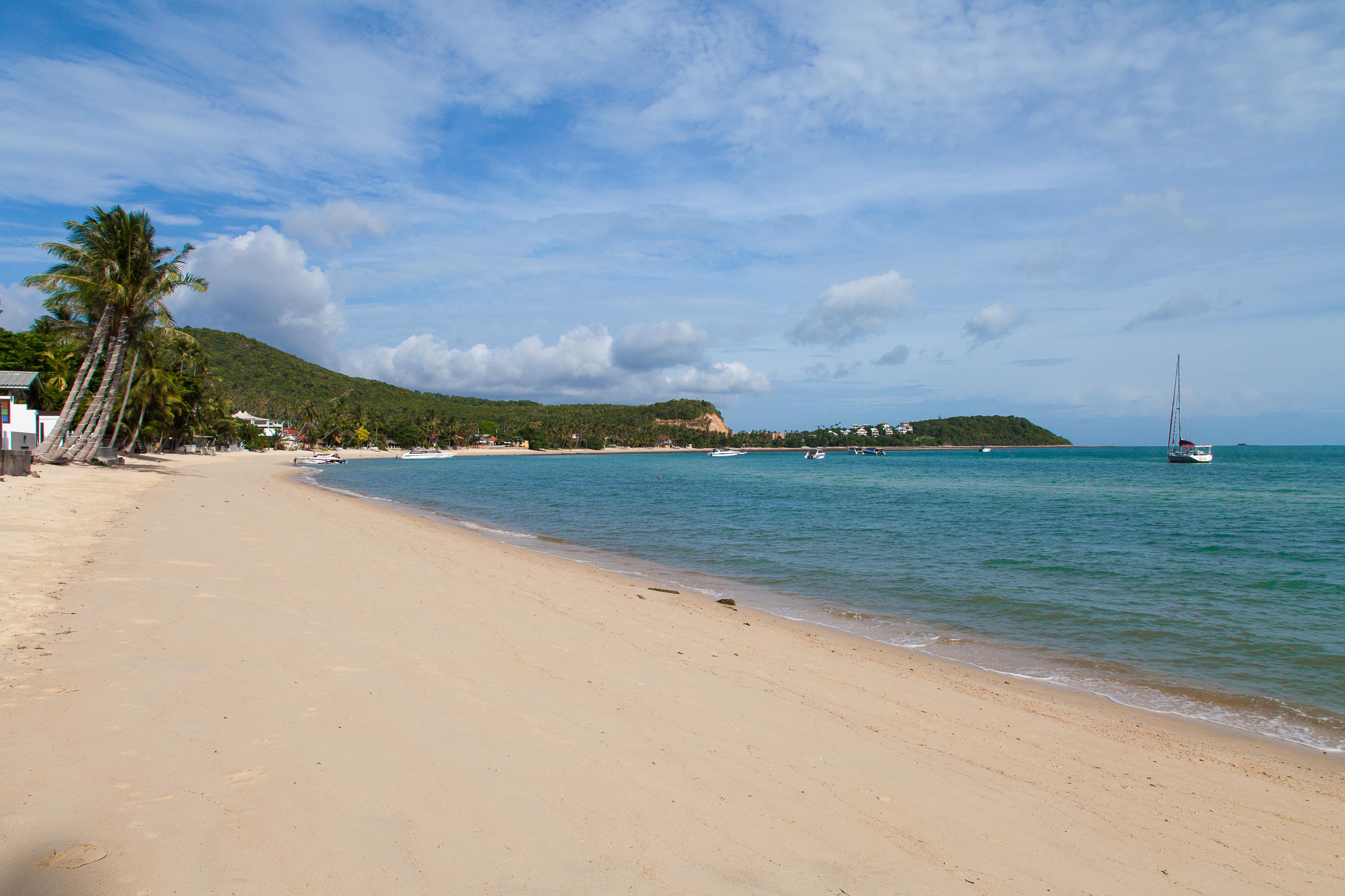 The Privilege Hotel Ezra Beach Club Bang Rak Beach  Exterior foto
